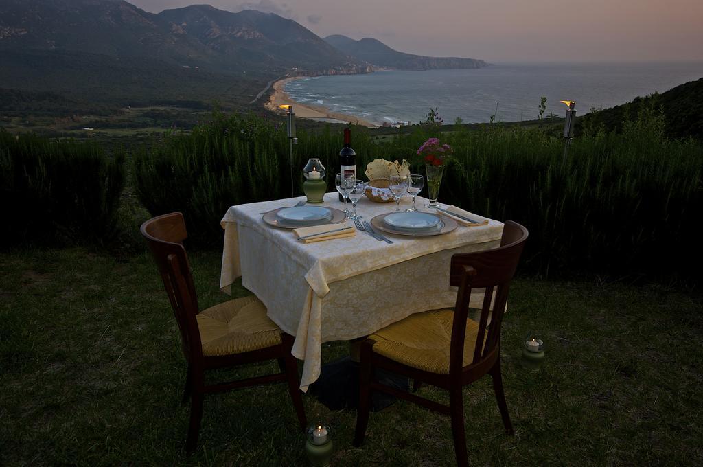 Hotel Sardus Pater Портишедду Экстерьер фото